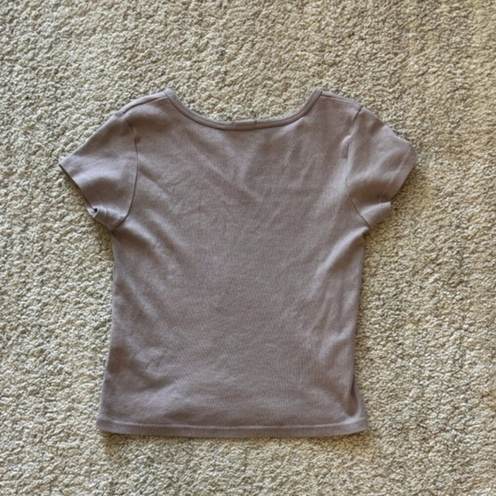 V Notch Top - Picture 2 of 2